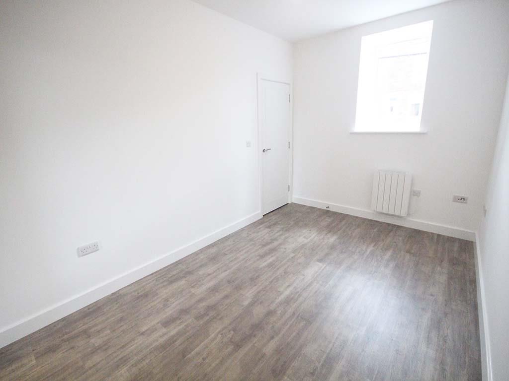 2 bedroom apartment To Let in Barnoldswick - IMG_7194.jpg